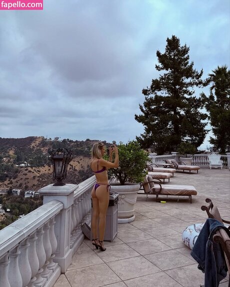 hairy pregnant onlyfans porn photo