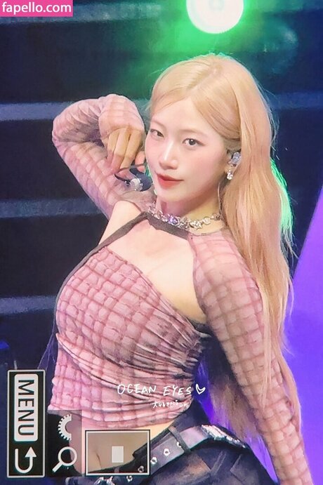 Kazuha Nakamura_ pretty model image