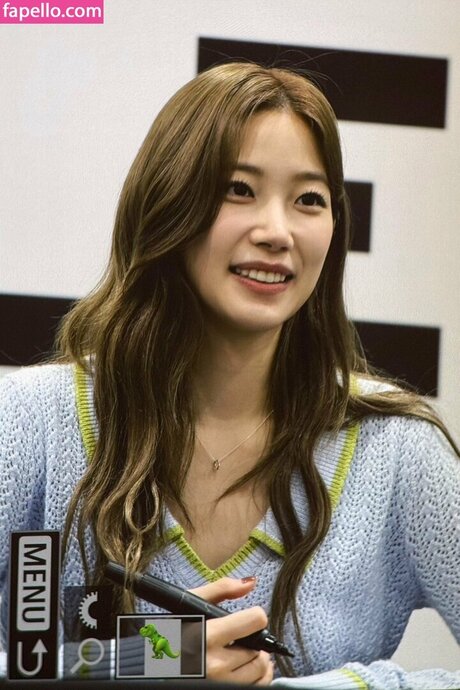 Kazuha Nakamura_ naked model pic