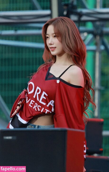 Kazuha Nakamura_ hot model gallery