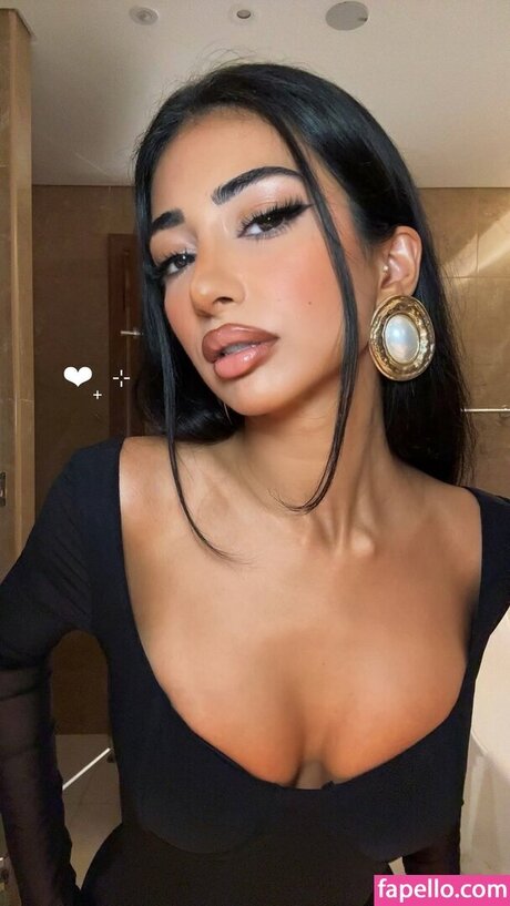 Iffat Marash nice actress pic