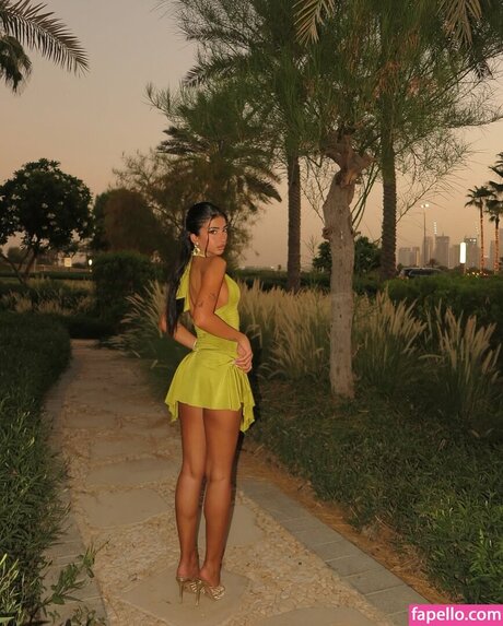 Iffat Marash naked pornstar img