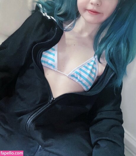 LittleNiiVT star porn photos