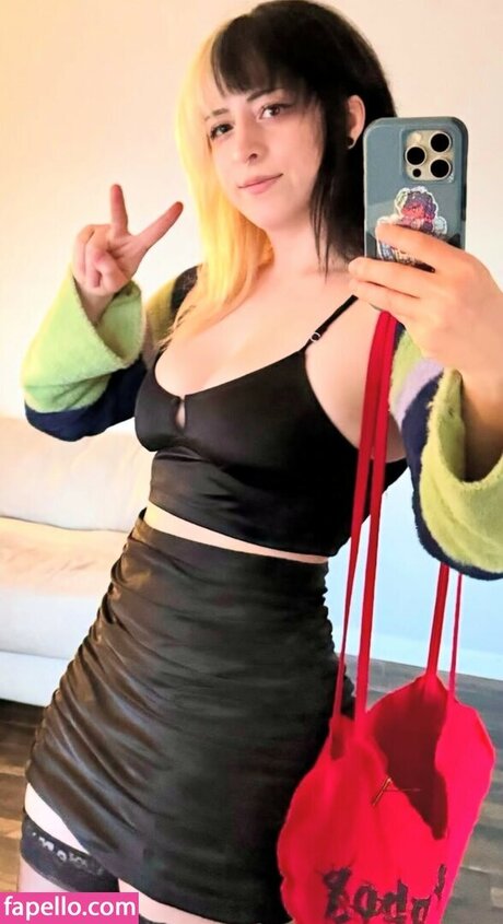 CubeCosplay nudes model pics