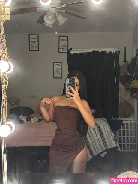 iam stphi sexy model img