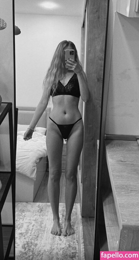 Tatianatkachuk nudes star image