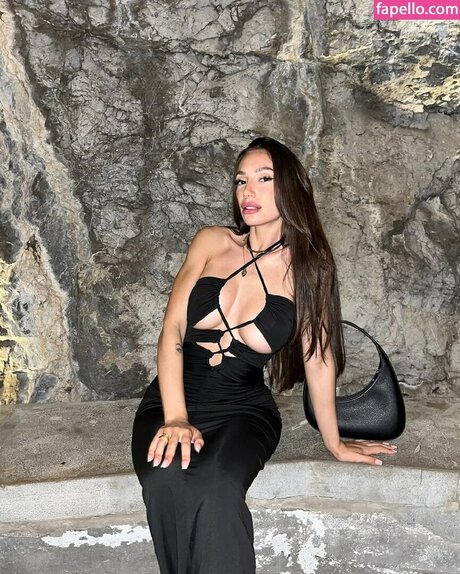 Eleonora Garrioli model erotic images