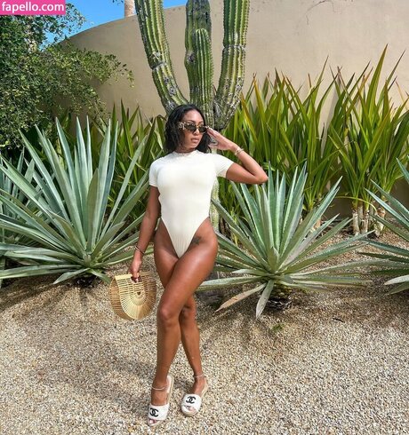 Connor Morgan nude model pic