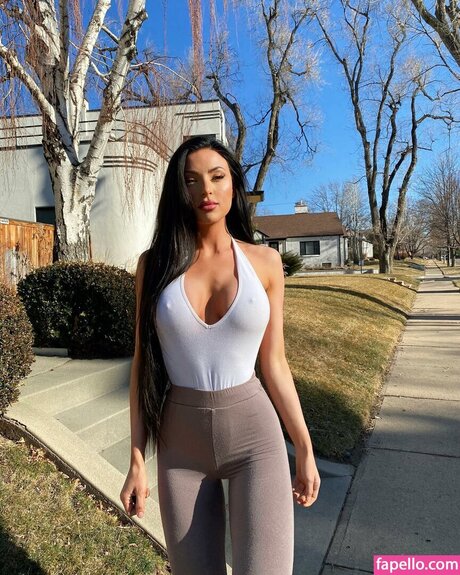 julialynnsandoval pornographic star img