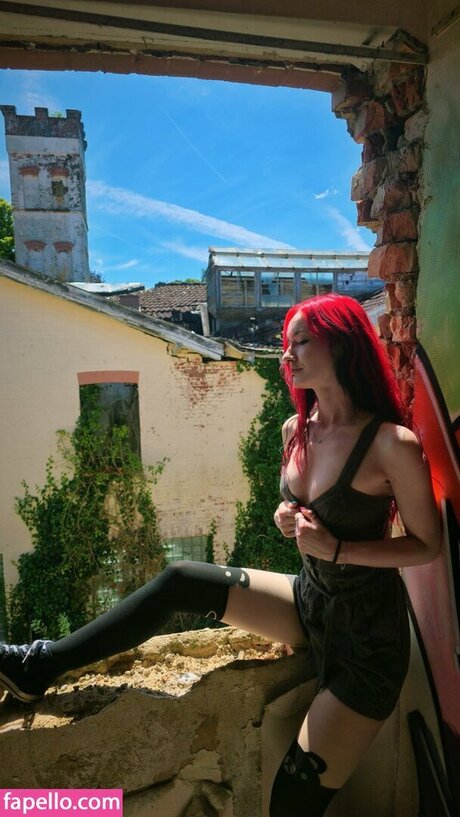 sally sphynx pornographic model photo