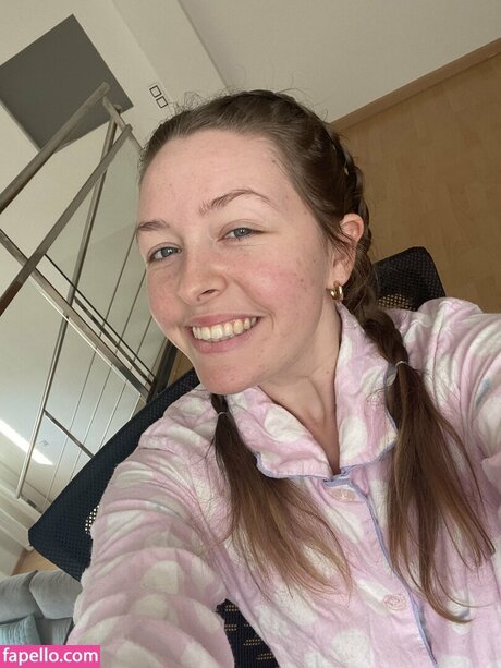 Iced Quokka star top pictures