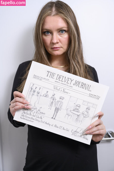 Anna Delvey pornographic model pictures