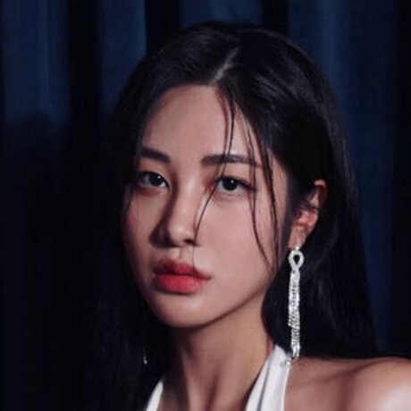 Tasha Young free star pic