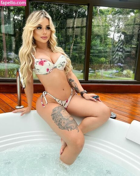 Debora Julia exclusive actress img