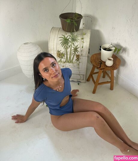 Hannah Meloche high quality model archive