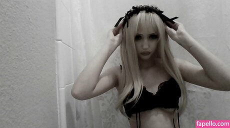 thick trans onlyfans art naked photo