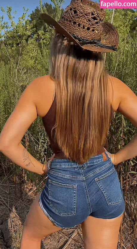 thick girls onlyfans free photo