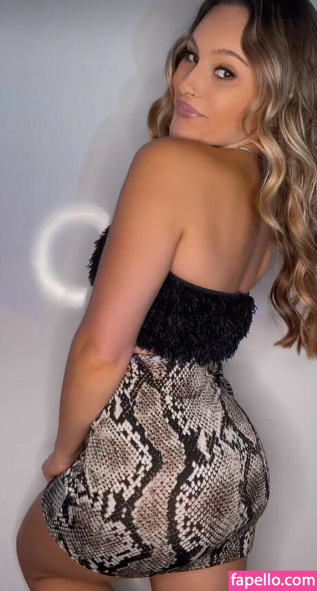 Kiara Louviere nice pornstar archive