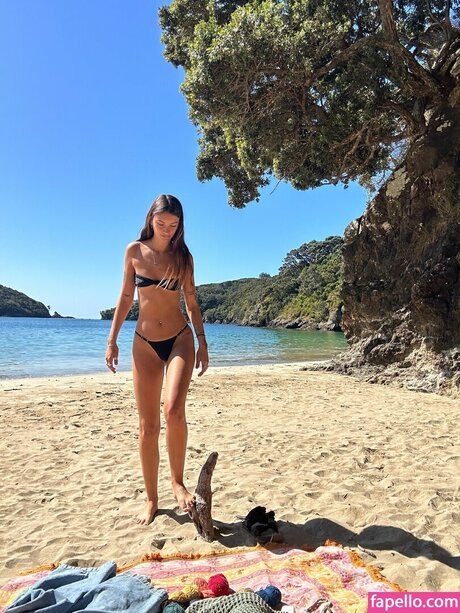 Req Cassadventures star exclusive photos