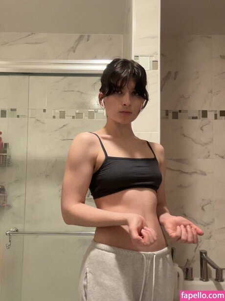 Squirtstain perfect pornstar photos