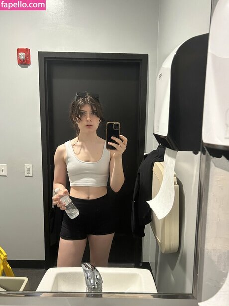 Squirtstain star beautiful archive