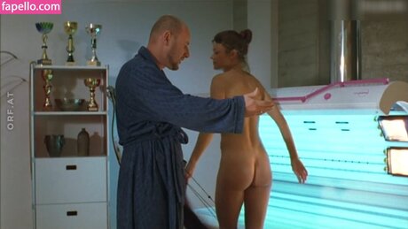 Marie B umer star hd picture