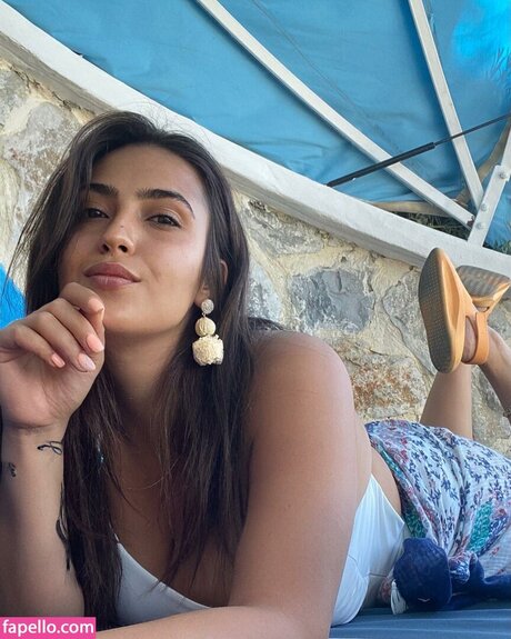 feyzakball actress pics