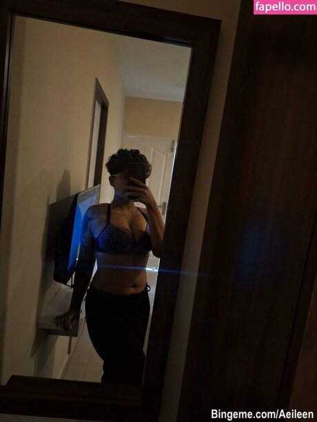 Aeileen Alexandra model top image