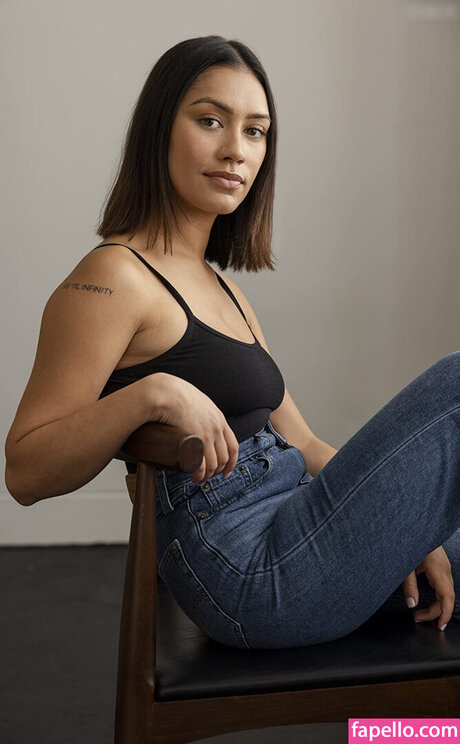 Luciane Buchanan pornstar high quality gallery