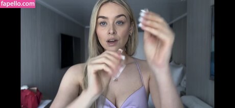 Simply Kel ASMR free star photo