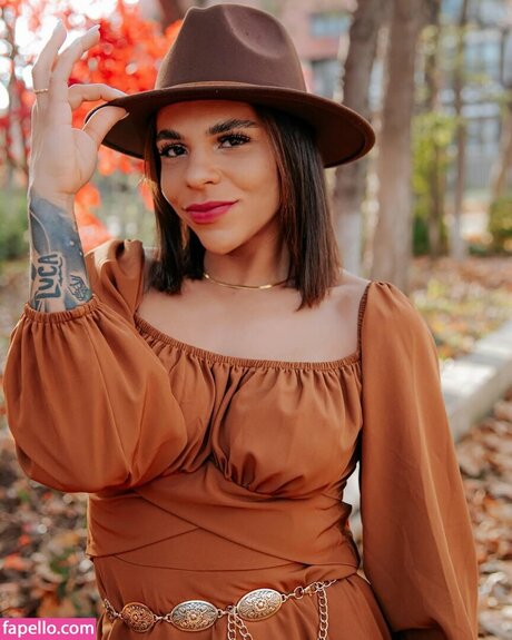 Amber Reacts naked star gallery