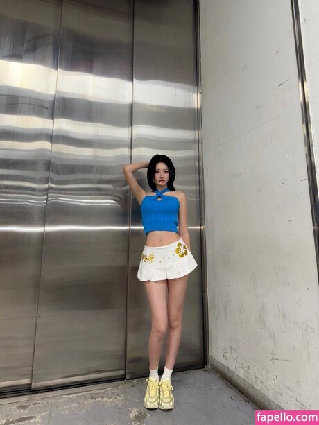 Hwiseo sex pornstar photos