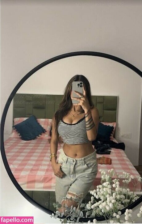 Shambhavi Singh nudes model picture