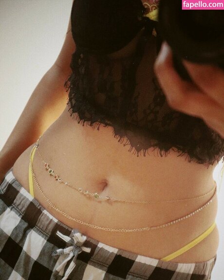 Shambhavi Singh pornstar hd pics