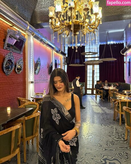 Shambhavi Singh free pornstar photo