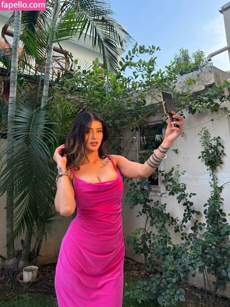 Shambhavi Singh star nudes archive