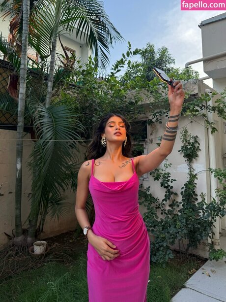 Shambhavi Singh nudes model archive