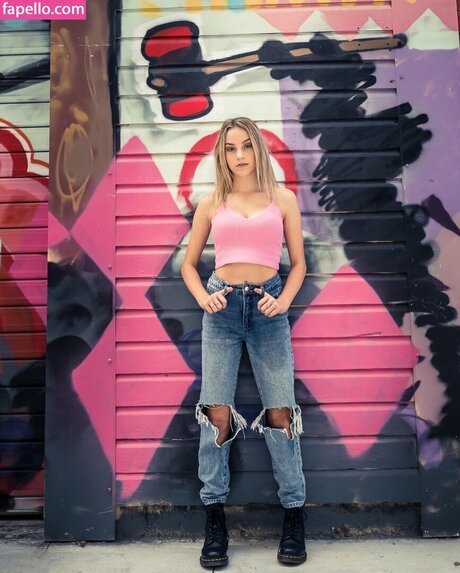 thick girls onlyfans free photo