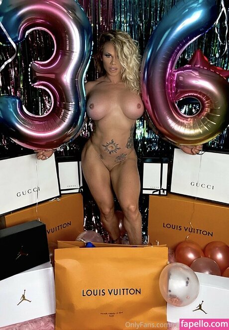 Camcamexclusive nudes actress pic