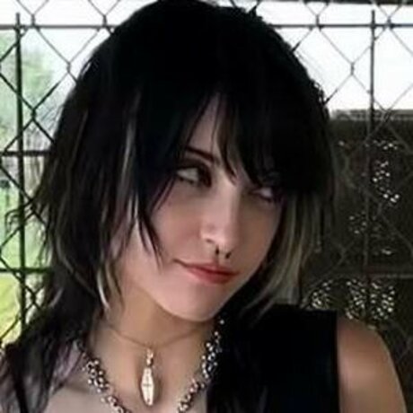 Vynomous pretty star picture