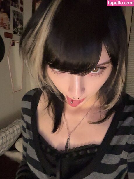 Vynomous nudes pornstar image