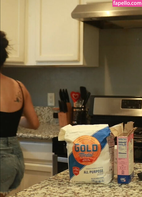 Tingly Asmr_ model free pictures