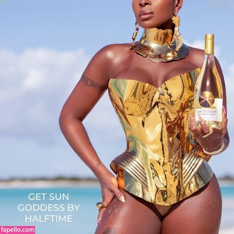 Mary J Blige star xxx pictures