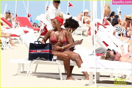 Mary J Blige Profile Photo