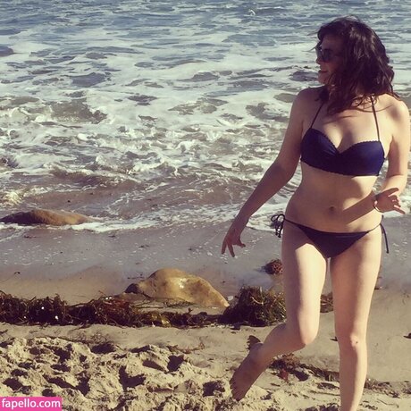 Bailey Meyers beautiful actress pic