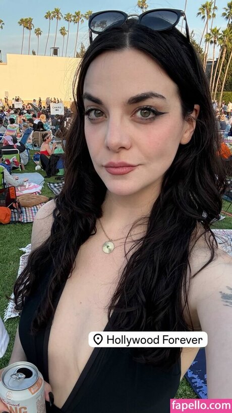 Bailey Meyers exclusive actress picture