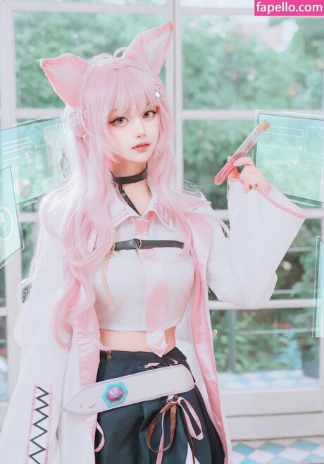 S Rodol 2 porn model gallery