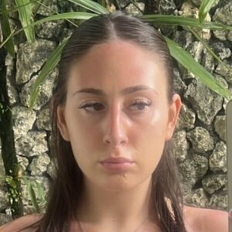 Sophie Alice sexy pornstar img