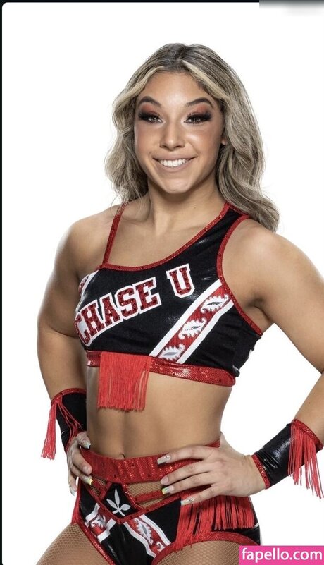 Thea Hail perfect model photo