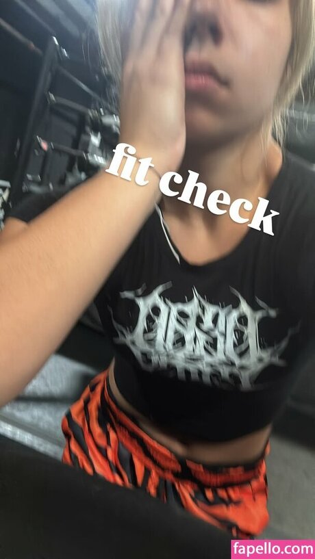 Thea Hail xxx pornstar image